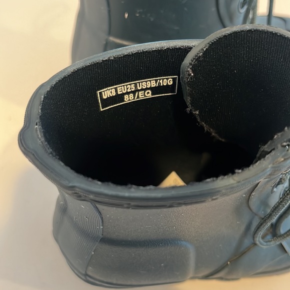 Hunter Boots - Picture 4 of 5